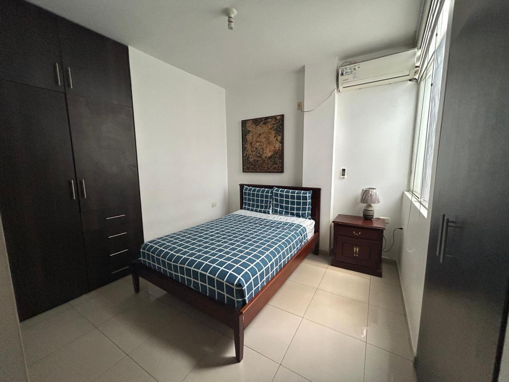 Departamentos De 2 Y 3 Habitaciones En El Centro De Manta Bagian luar foto
